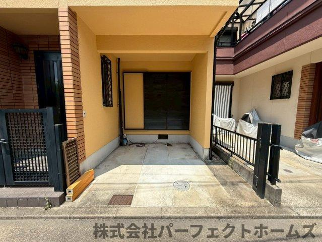 津田元町3丁目戸建の駐車場|駐車場の用意があります
