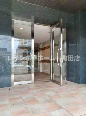 エスポワール南林間※初期費用分割あと払いサービス利用可能物件のエントランス