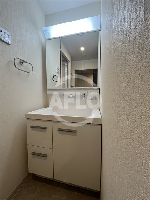 ベルンガーデン上本町　真田山小学校区の洗面所|ベルンガーデン上本町　洗面脱衣所