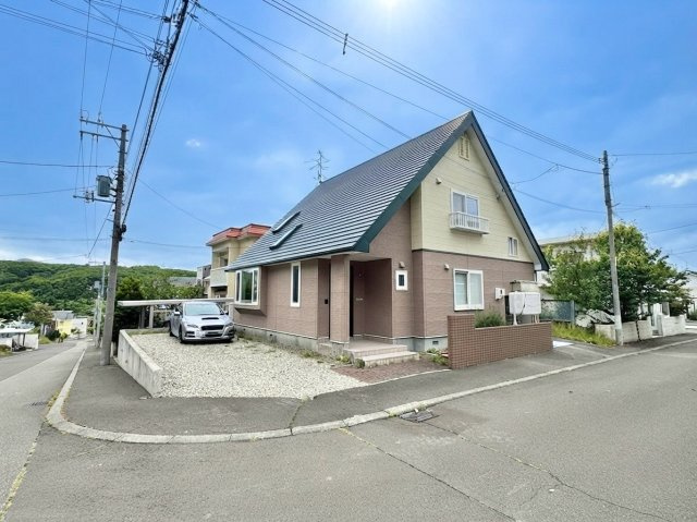 常盤4条2丁目　一戸建て