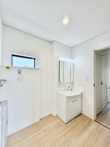 クレイドルガーデン和歌山市有本　第３　新築戸建ての独立洗面台