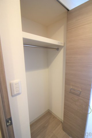 プレサンス梅田ヴェルテの収納