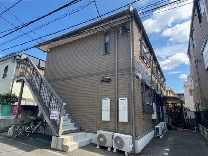 世田谷区祖師谷２丁目のアパート