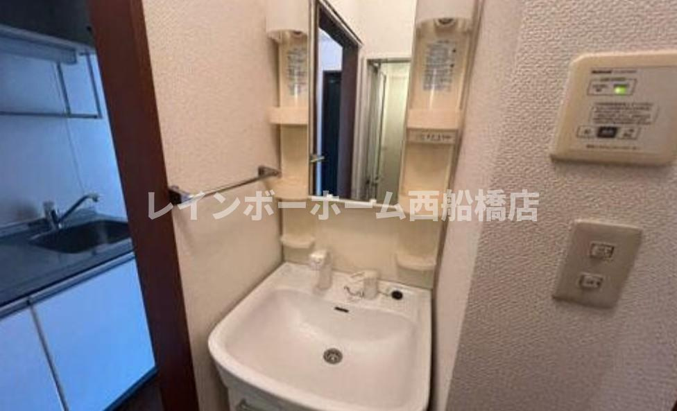 JLBグランエクリュ浦安の洗面所