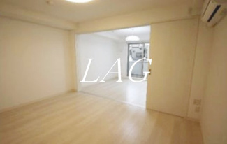 【居間・リビング】 | グレイスコート | 洋室のお部屋です。（同仕様です。）