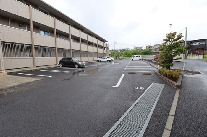 シェグラヴェートの駐車場|駐車場