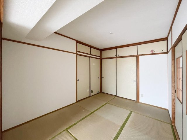 大坪ビルの和室