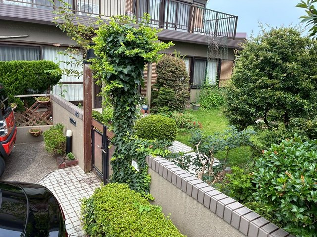 別府市扇山三丁目の庭