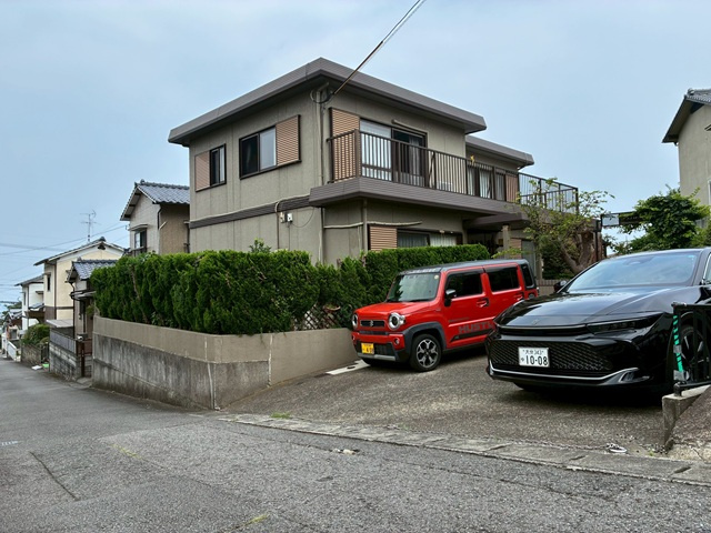別府市扇山三丁目の前面道路含む現地写真