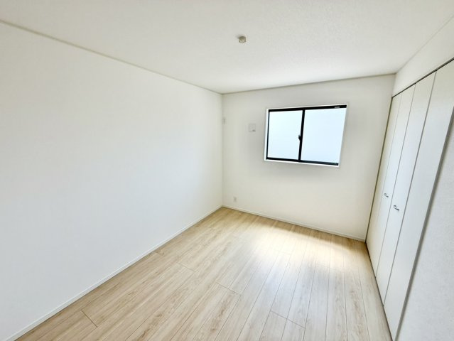 クレイドルガーデン和歌山市有本　第3　新築戸建ての洋室