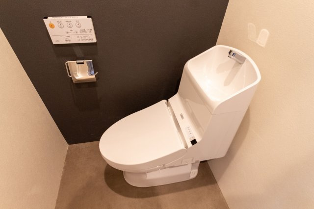 asakusaCOMPLEXのトイレ