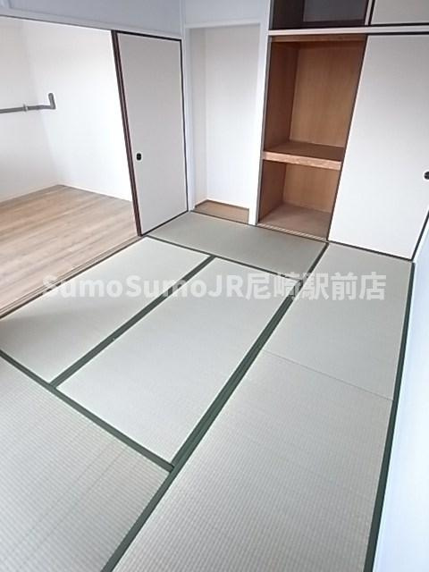 ビレッジハウス南清水タワー1号棟の和室
