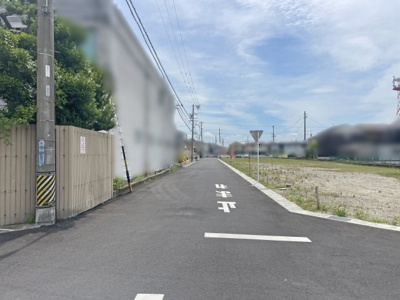【前面道路含む現地写真】 | 鈴鹿市矢橋２丁目 10区画宅地分譲 | 前面道路