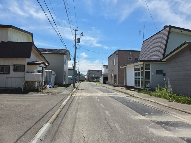 【前面道路含む現地写真】の画像