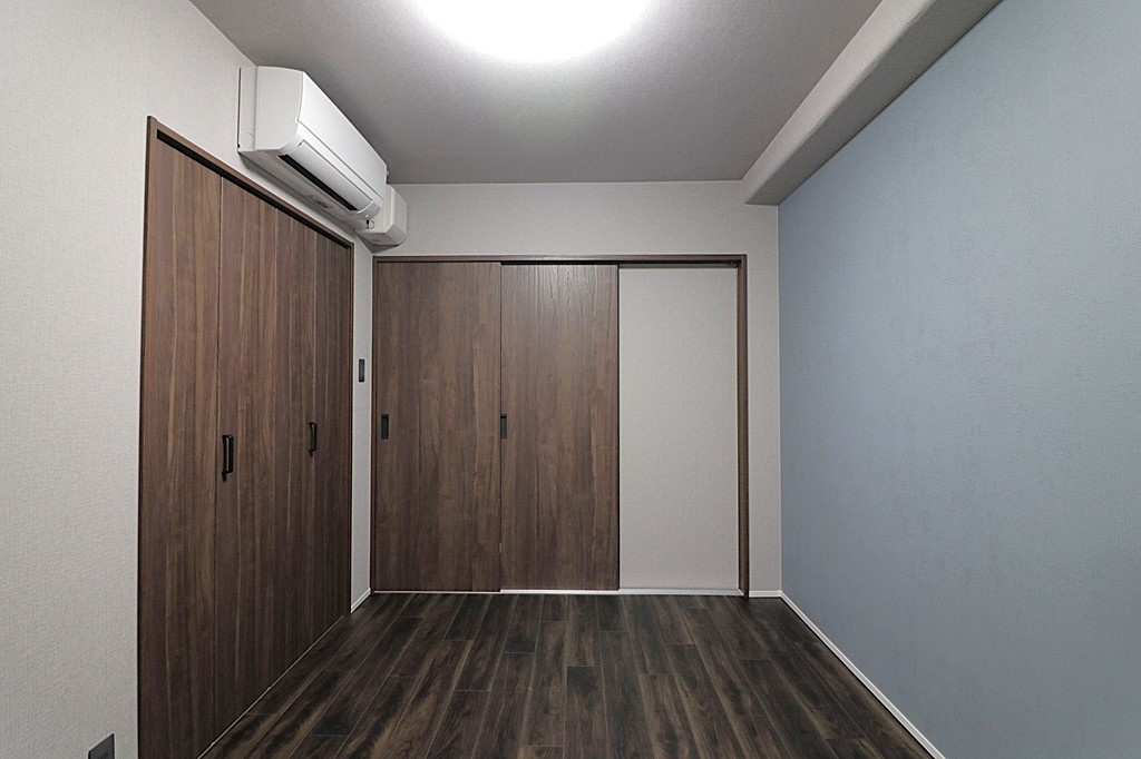 サンメゾン与力の収納|納戸②約5.7帖
お子様部屋としてはもちろん、趣味の空間としてもおすすめです。