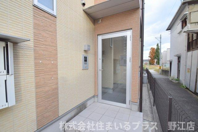 グランシエロ関目高殿のエントランス
