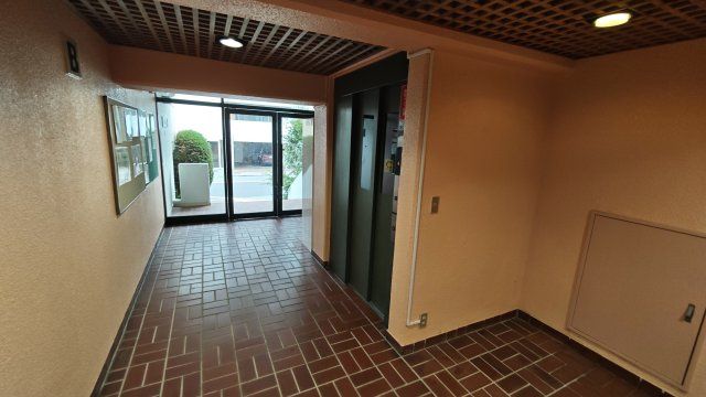 【ロビー】グリーンハイツ諏訪山