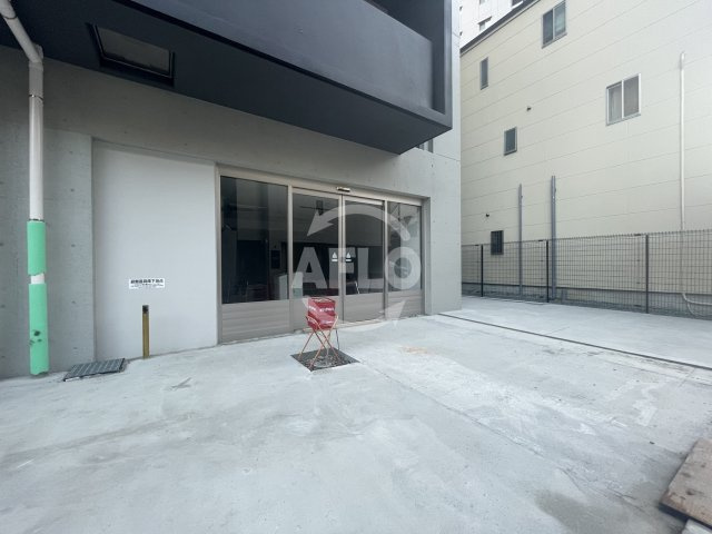 エルベコート梅田ウエストのエントランス|グリュックメゾンF-SAGISU（グリュックメゾンエフサギス）エントランス