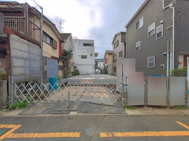 富士見市水谷東２丁目の新築一戸建の外観|ファミリークロークやウォークインクローゼット、シューズインクロークなど収納豊富でお部屋スッキリ！