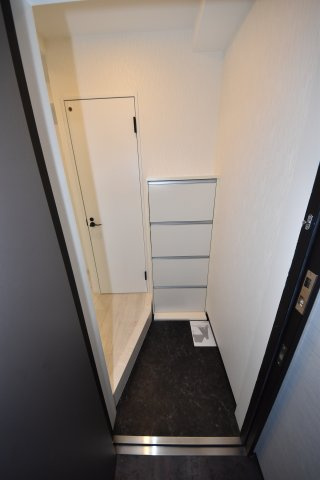 ギャレナンバの玄関