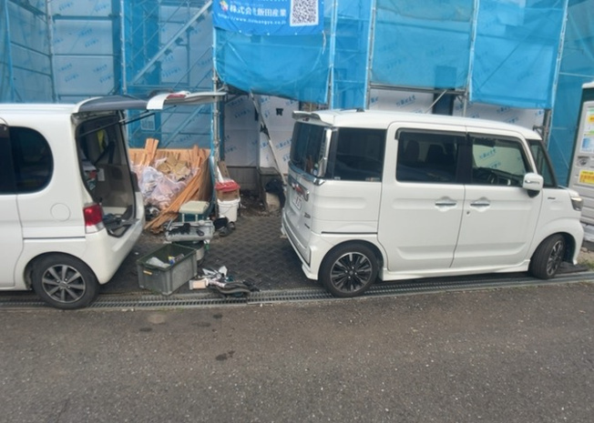 【駐車場】 | 駐車場と明記されていても、最小スペースでつくられた駐車場だと大型車は駐車できなかったり、出入りしにくくなったりする可能性があります。お車のサイズと購入したい物件の駐車場のサイズを現地で確認しましょう。