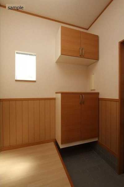 渡邉様戸建賃貸住宅の玄関