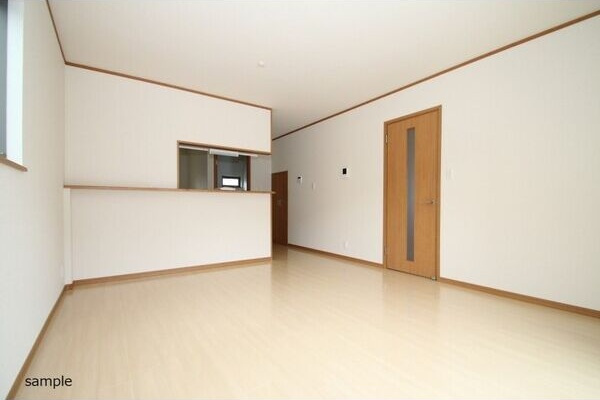 渡邉様戸建賃貸住宅の居間・リビング