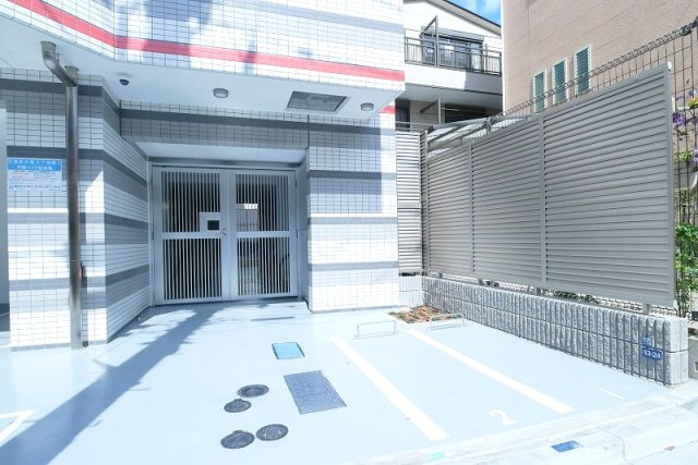 PREMIUM　CUBE　西大島の外観