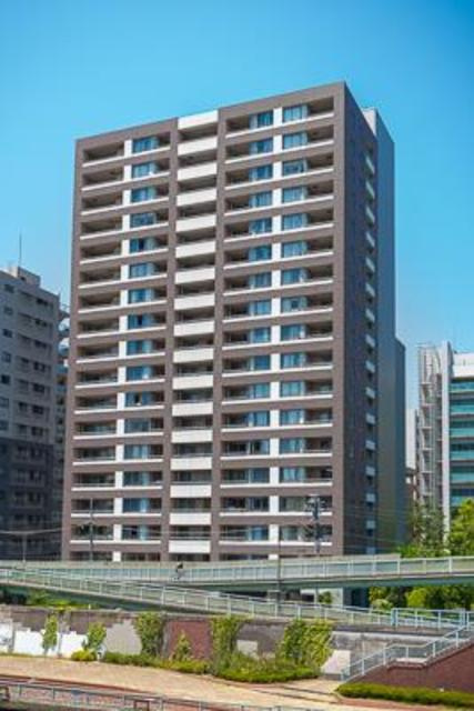 エンブレムコート明石町の外観