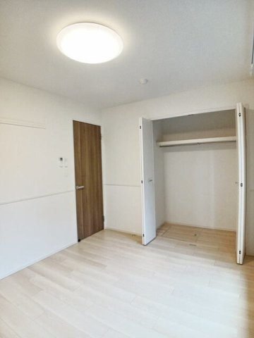 アルカンジュ光　壱番館の収納