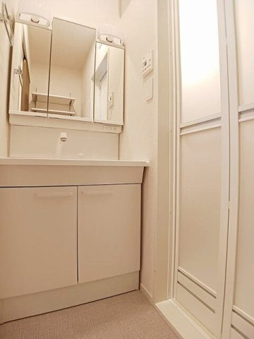 熊本市東区小山２丁目のアパートの洗面所