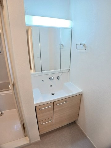 クレールコートの洗面所