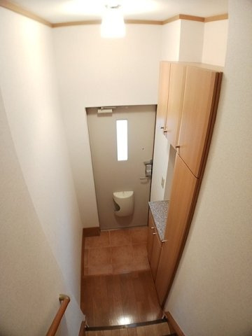ハッピーヒルズⅠの玄関