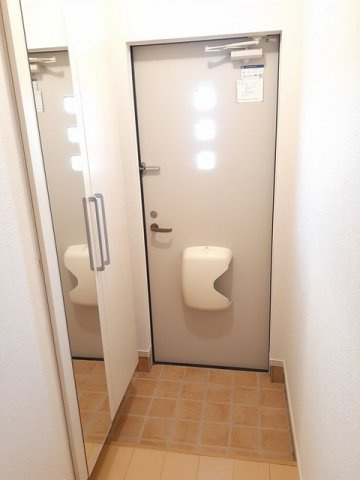 グランディール楡木Ⅰの玄関