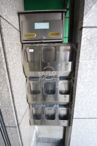 アバンセ西天満ビルのその他共用部分|アバンセ西天満ビル　郵便ポスト
