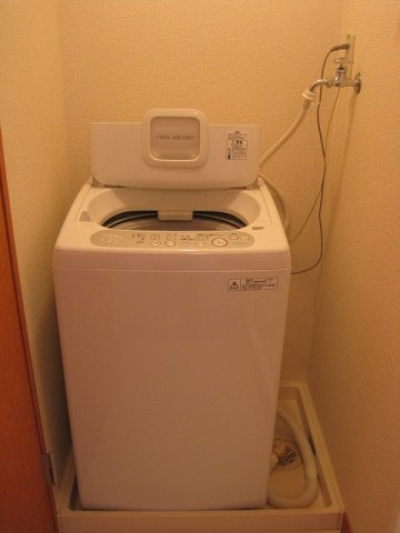 レオパレスひまわりのその他|洗濯機