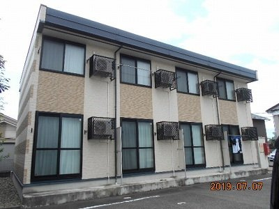 レオパレスプロプルの外観|外観は落ち着いています