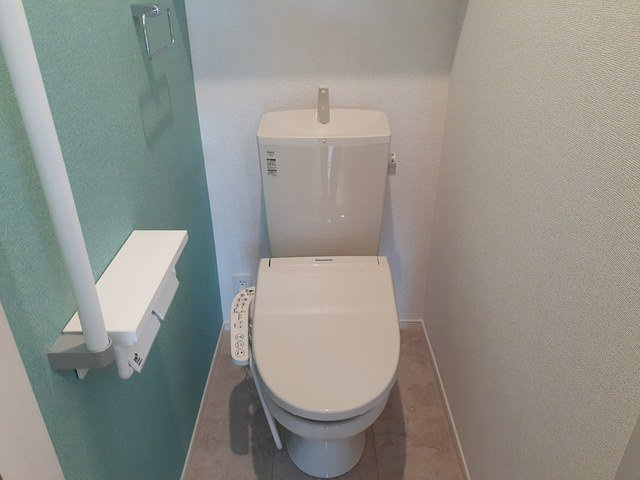 フェリス　テレーノⅠのトイレ|コンパクトで使いやすいトイレです