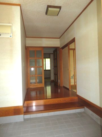 住吉　中古住宅の玄関