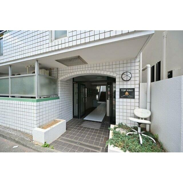 トップ高輪台のエントランス