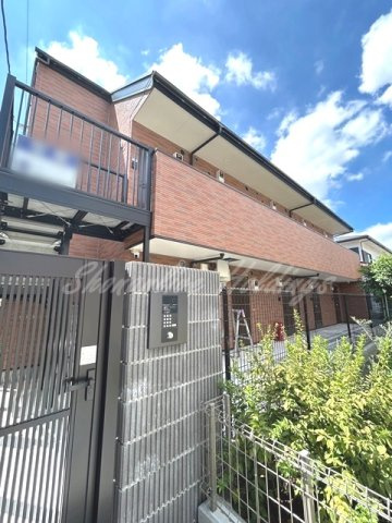 藤沢市鵠沼桜が岡４丁目のアパートの外観