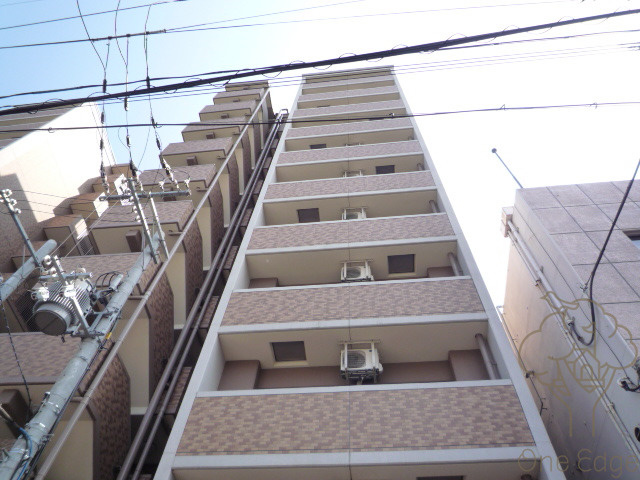 CITY SPIRE十三東の外観