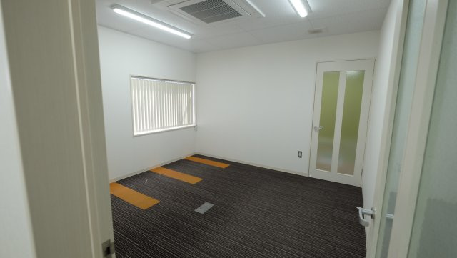 長田２丁目H事務所の内装|2階会議室