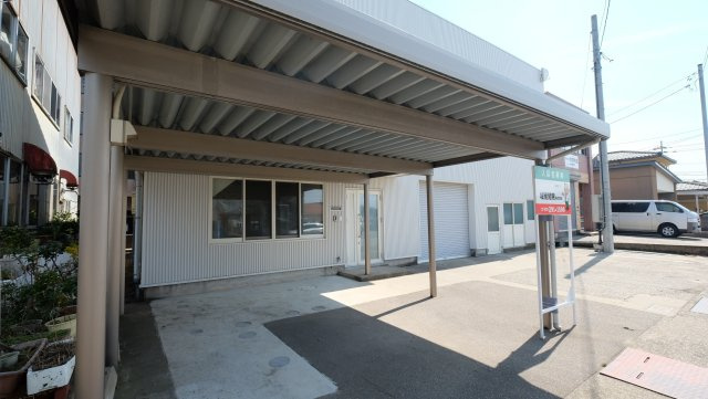長田２丁目H事務所の駐車場