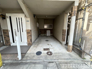 【駐車場】 | 巣本町戸建賃貸