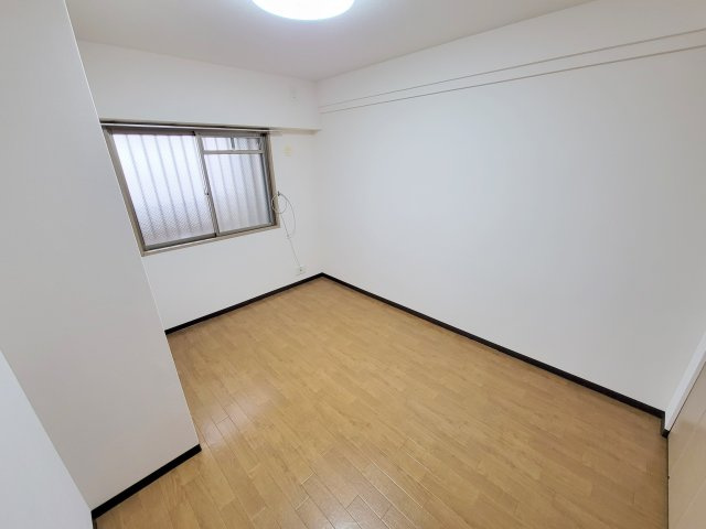 ローレルスクエア登美ヶ丘東館Ⅱの洋室