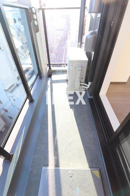 横浜市南区新川町１丁目の賃貸マンションのバルコニー