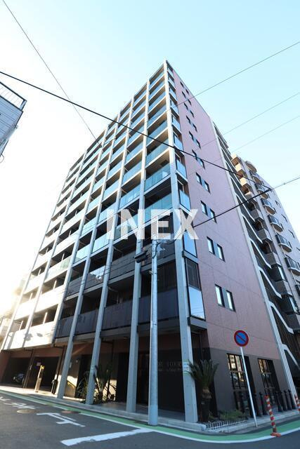 横浜市南区新川町１丁目の賃貸マンションの外観