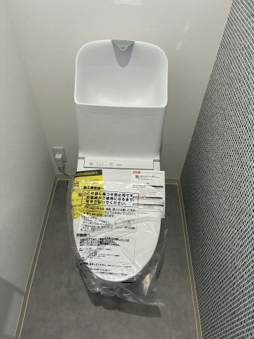 神原１丁目戸建てのトイレ