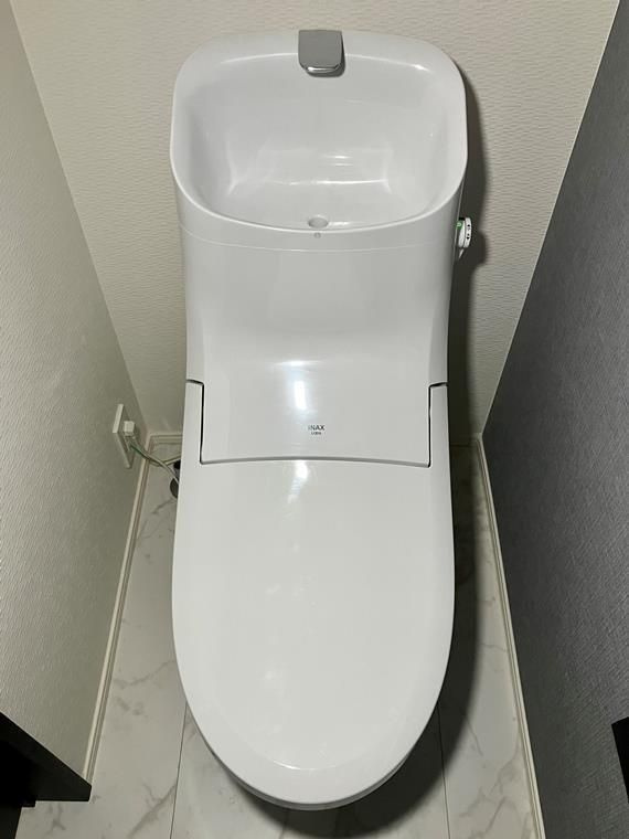 池尻戸建のトイレ